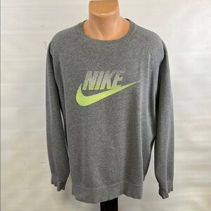 Nike Crew Neck Logo Sweatshirt.  XXL
